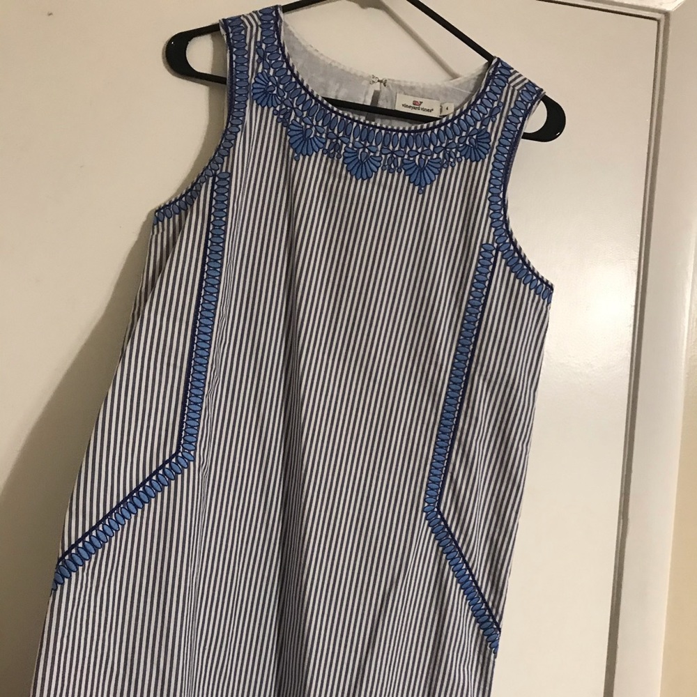 Vineyard vines dress